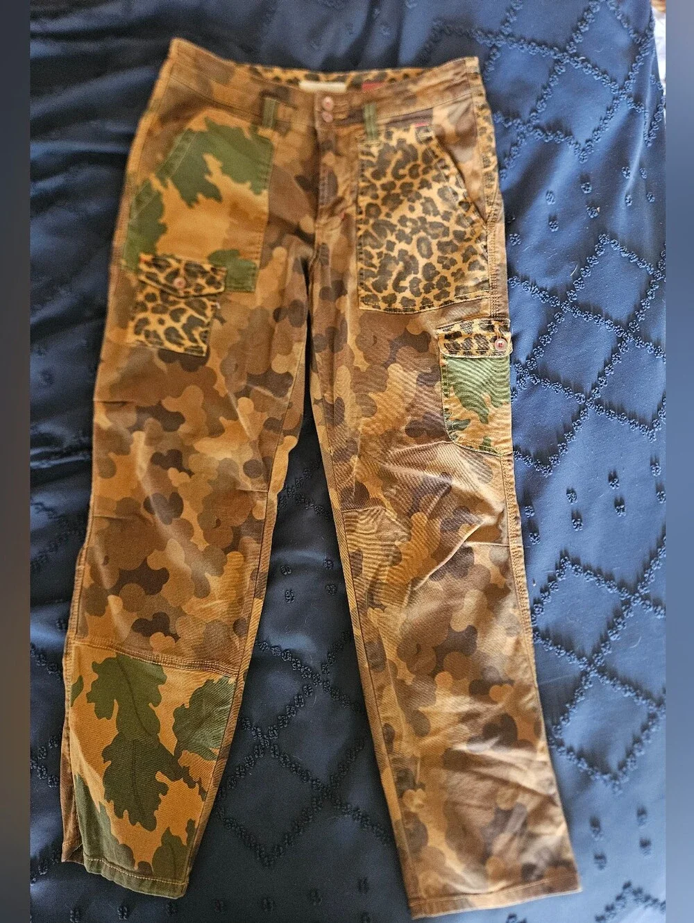 PILCRO Leopard Camo "The Wanderer" Pants 27 Anthropologie - Picture 4 of 9